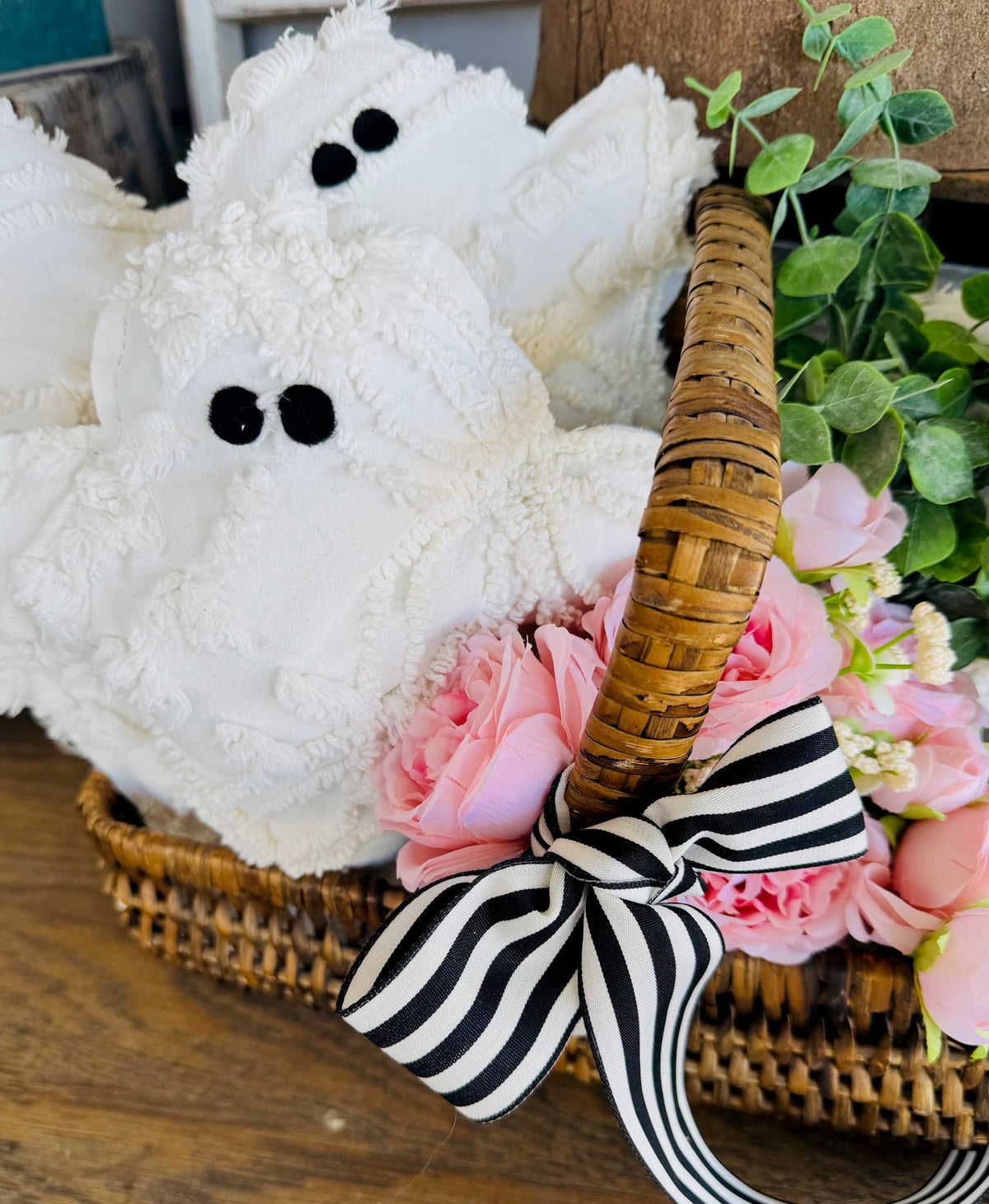 Vintage Chenille Ghost Pillow