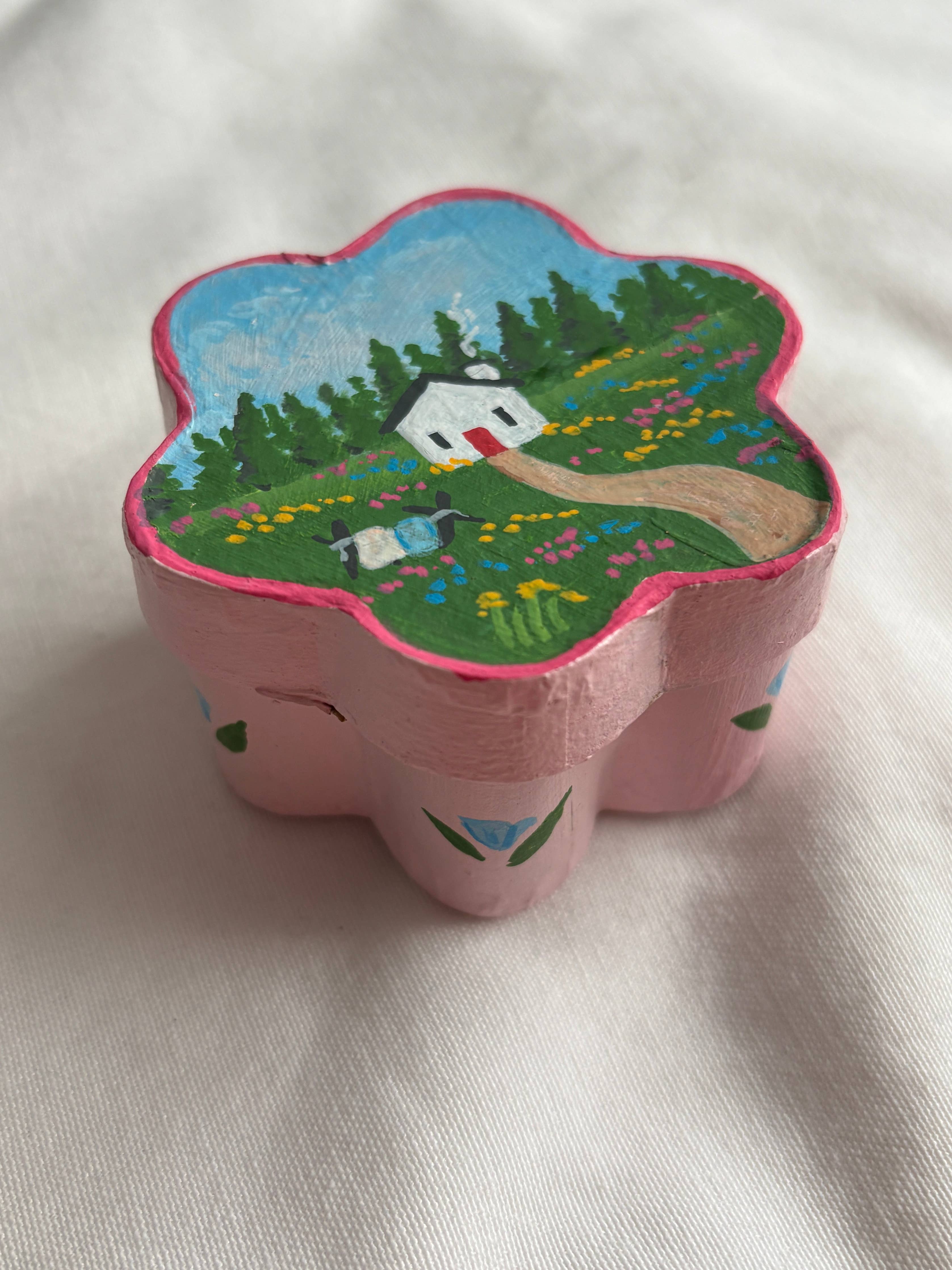 Bright Floral Cottage Trinket Box