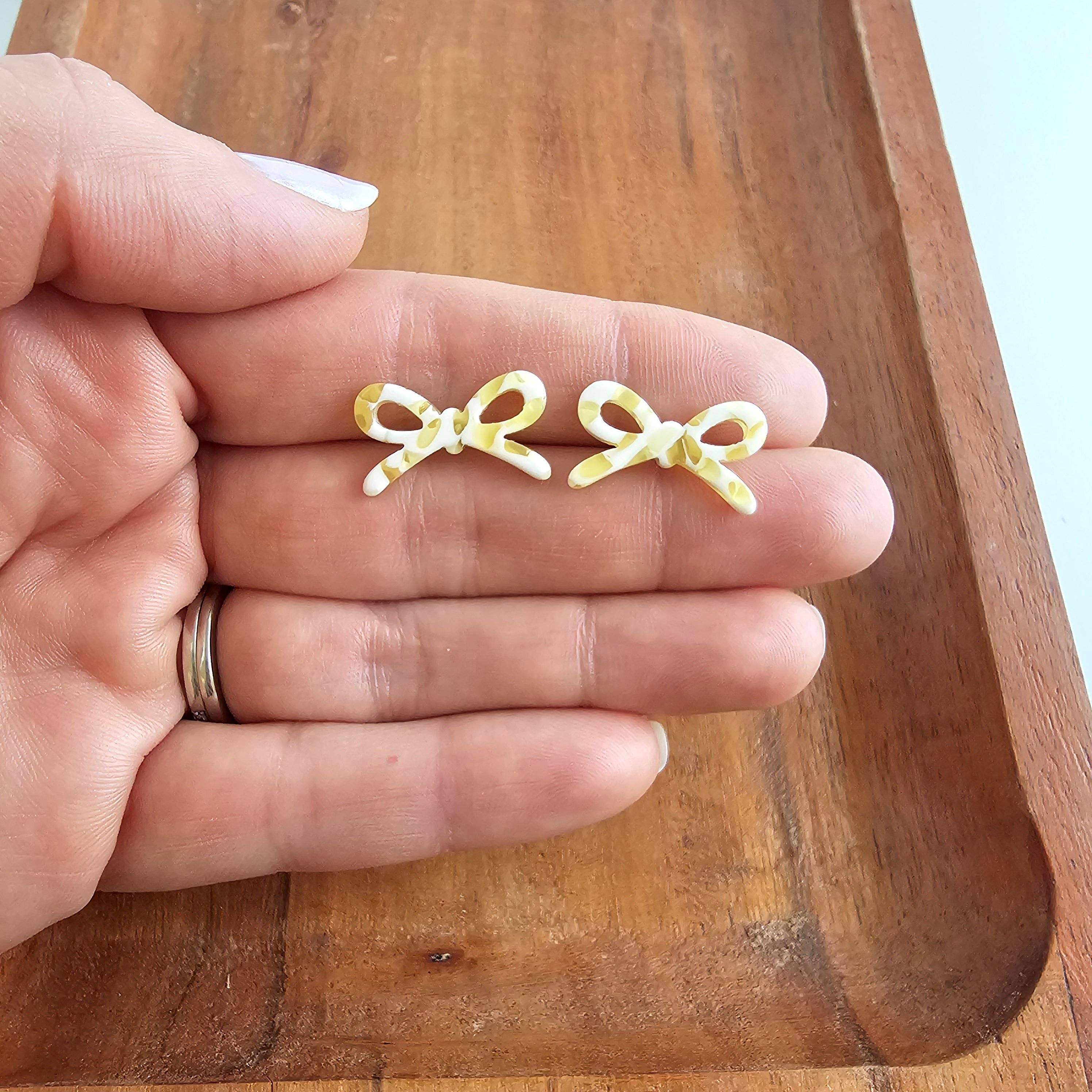 Buttercream Dot Bowie Studs