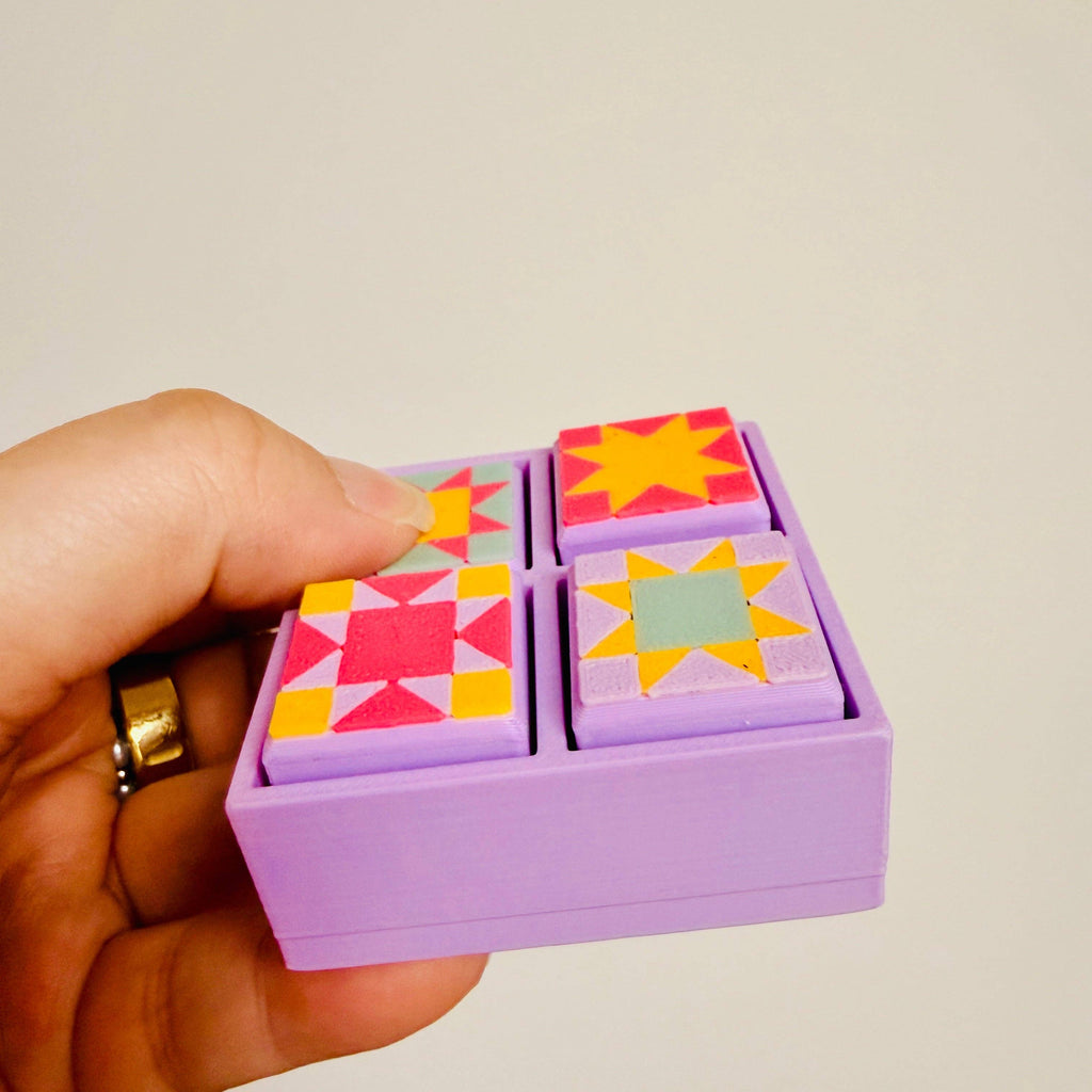 Quilt Pattern Clicker Keychain