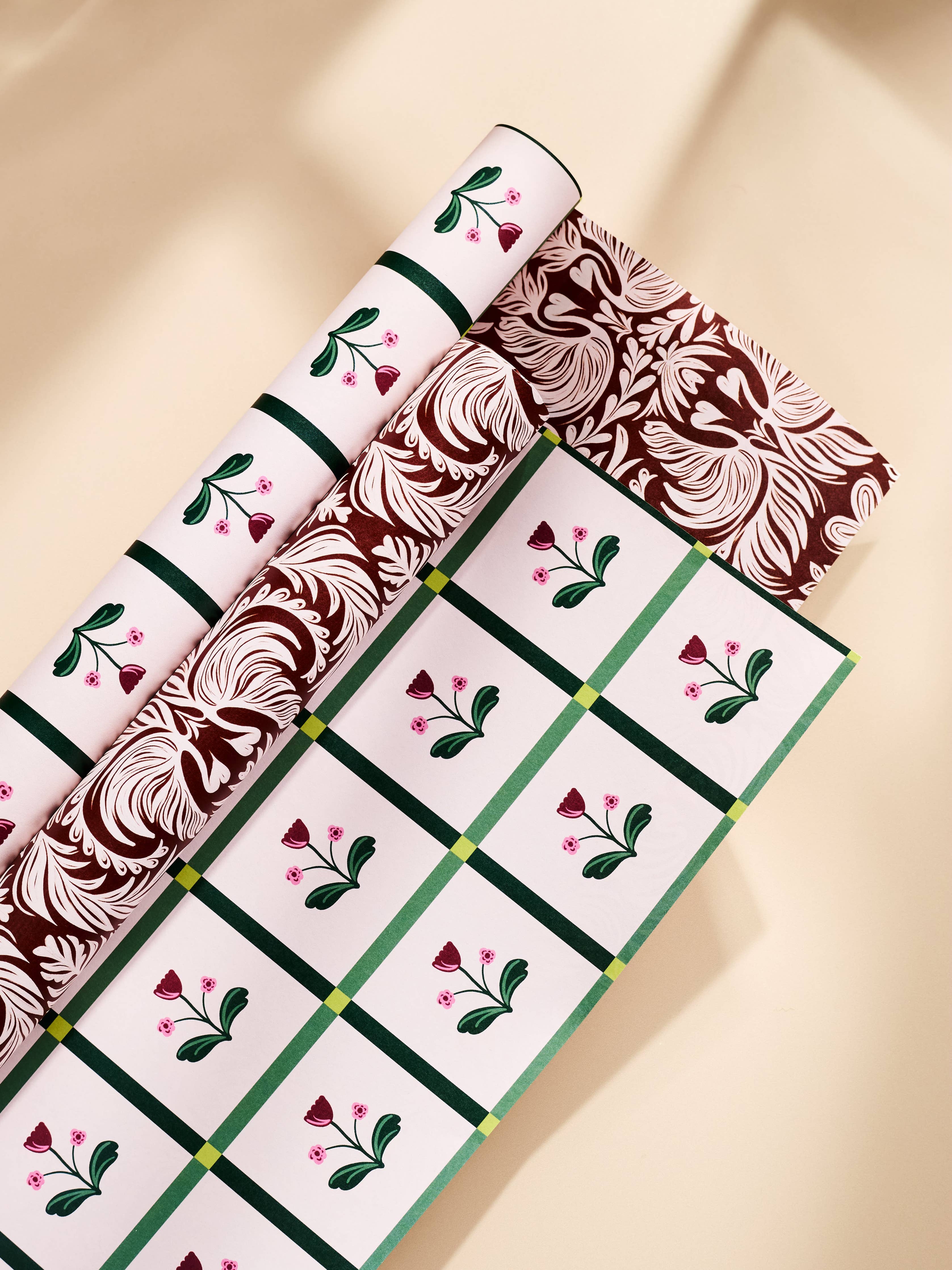Mocha Latte Art & Tulip Windowpane Double Sided Gift Wrap