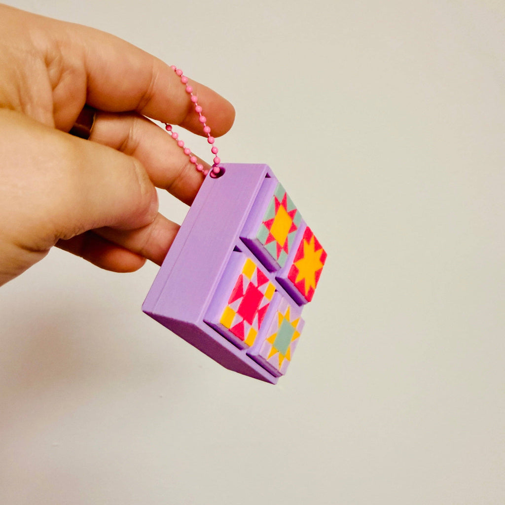 Quilt Pattern Clicker Keychain
