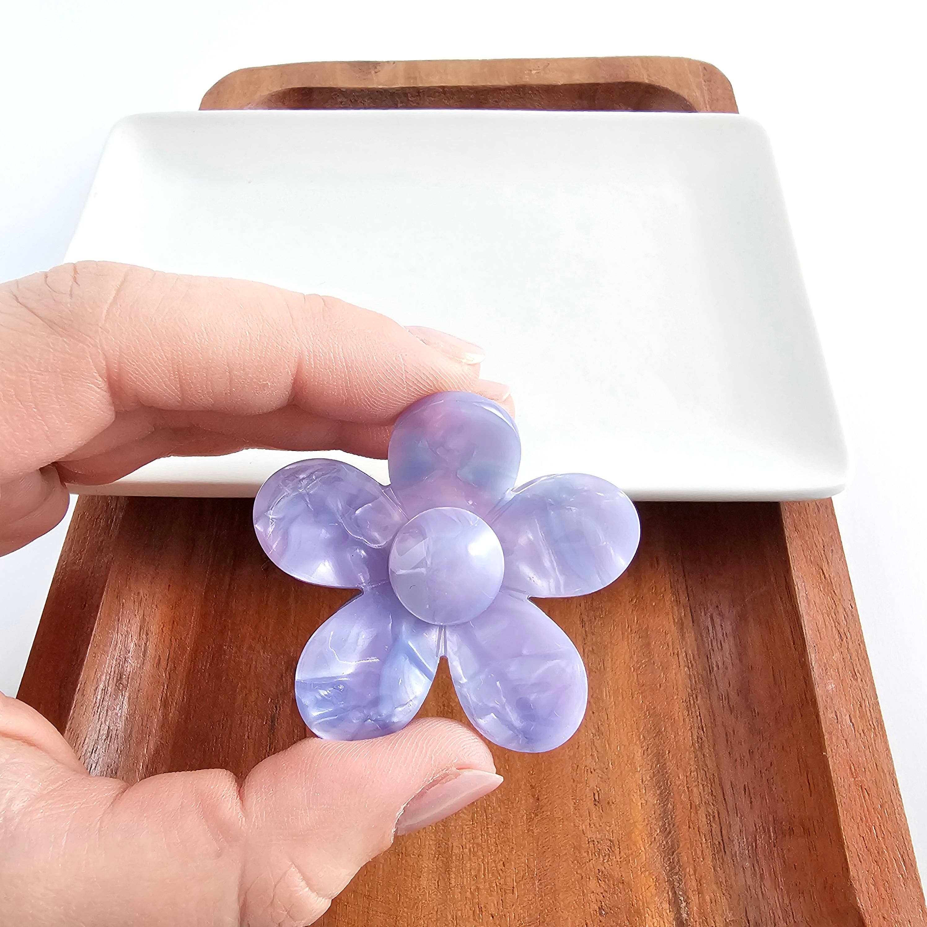 Flower Power Hair Claw - Lavender Haze // Clip