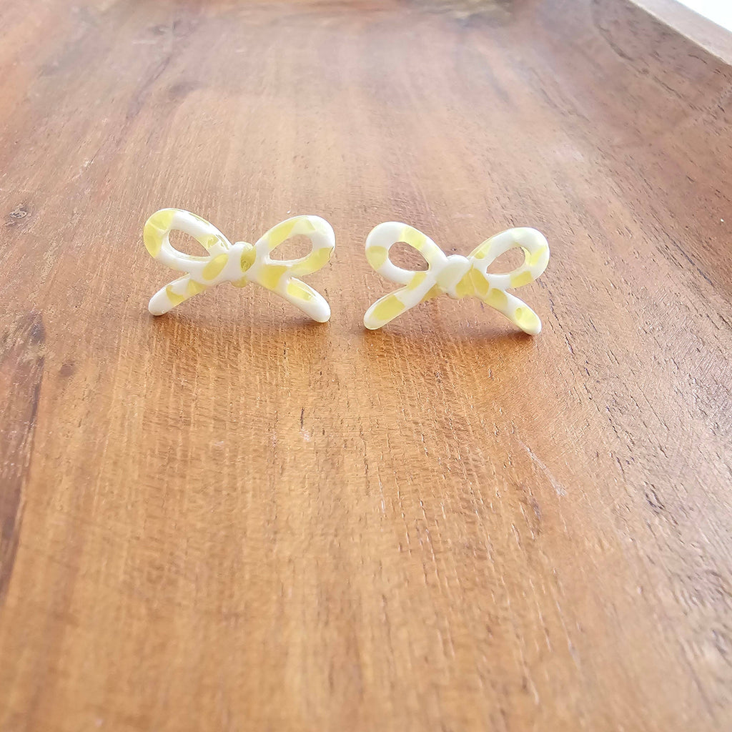 Buttercream Dot Bowie Studs