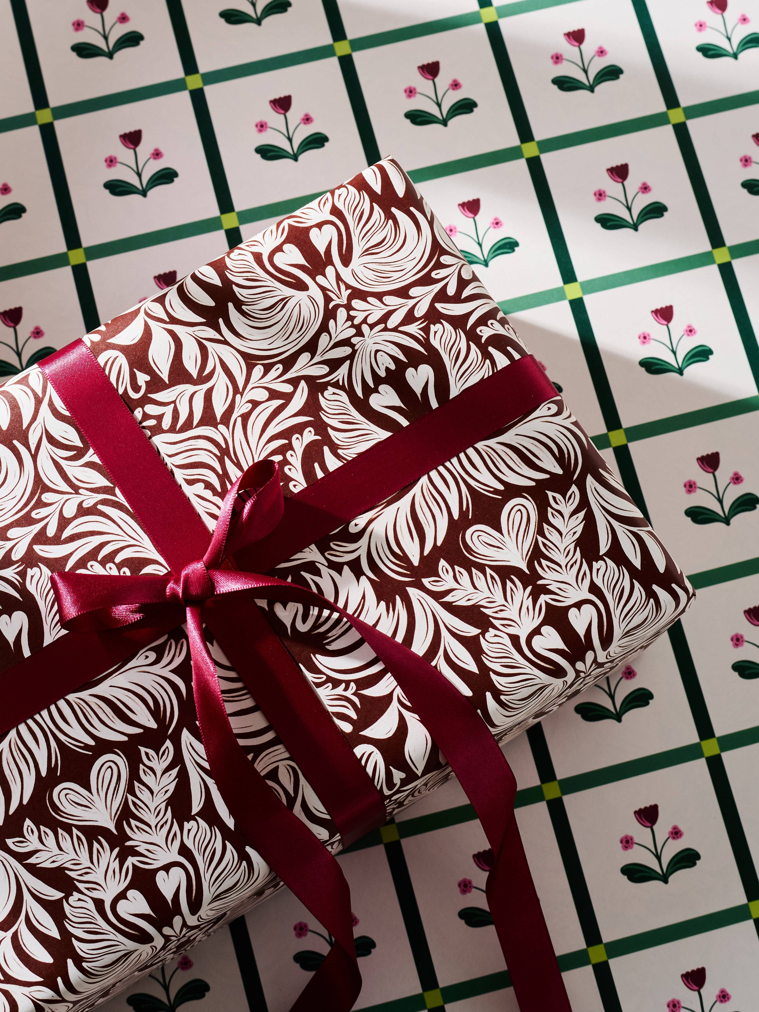 Mocha Latte Art & Tulip Windowpane Double Sided Gift Wrap