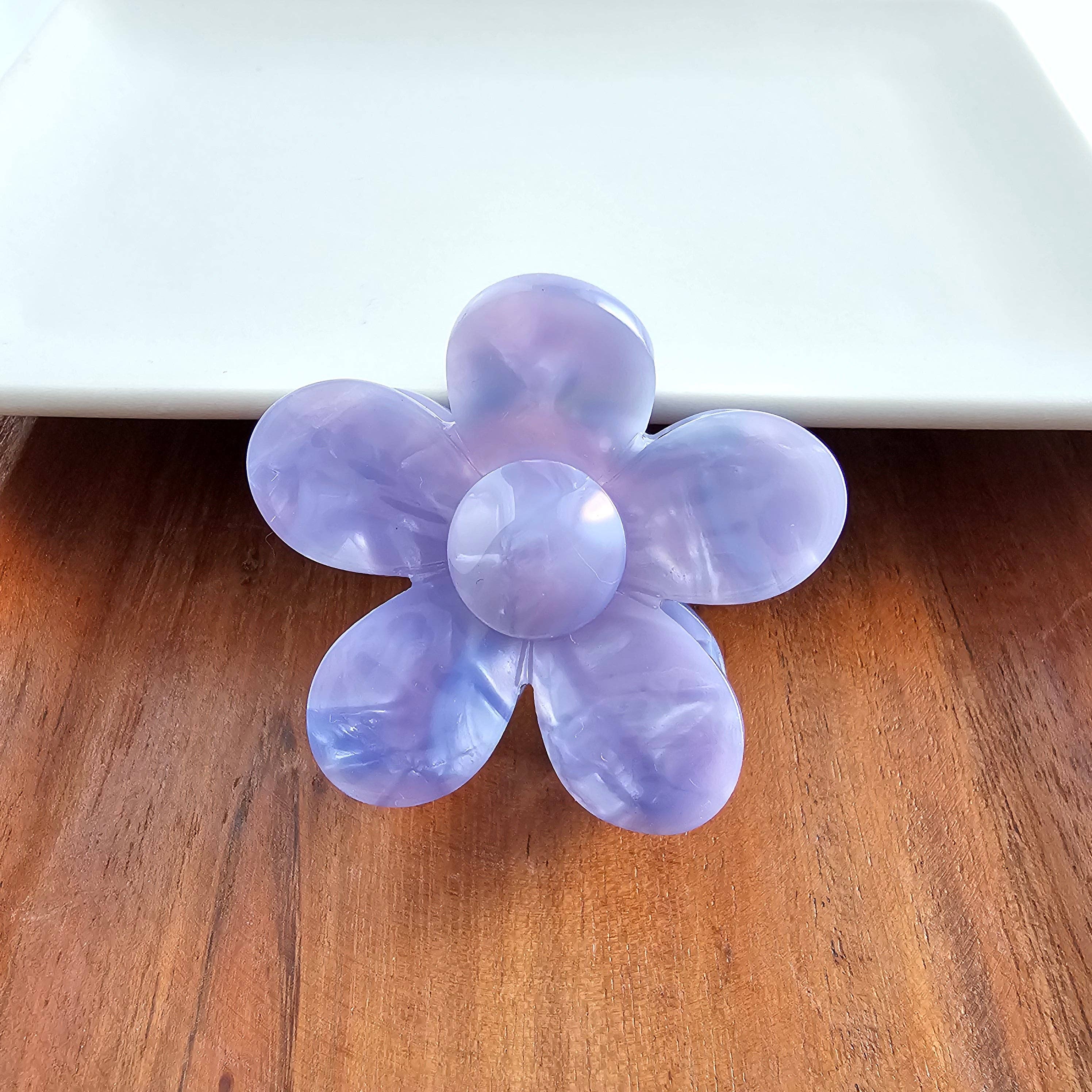 Flower Power Hair Claw - Lavender Haze // Clip