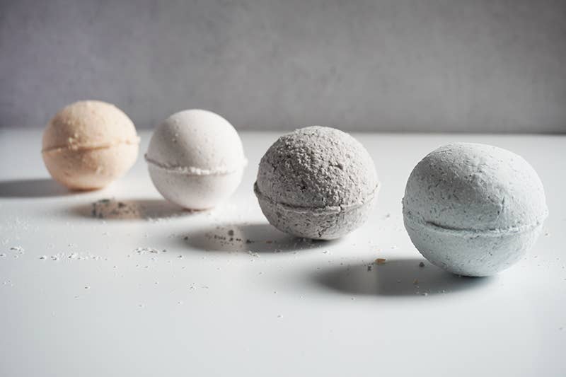 Cloud Bath Bomb - Blackberry
