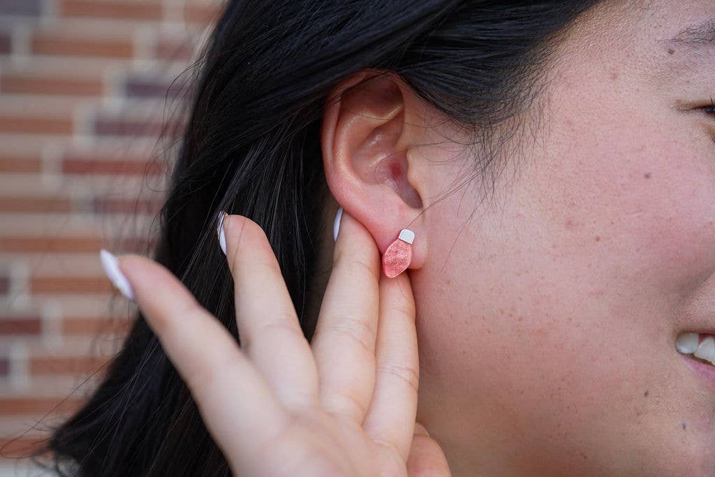 Red Shimmer Christmas Light Studs