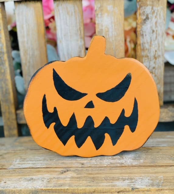 Cute scrolled Jack-o-Lantern, hand painted 6.5 x 6.5