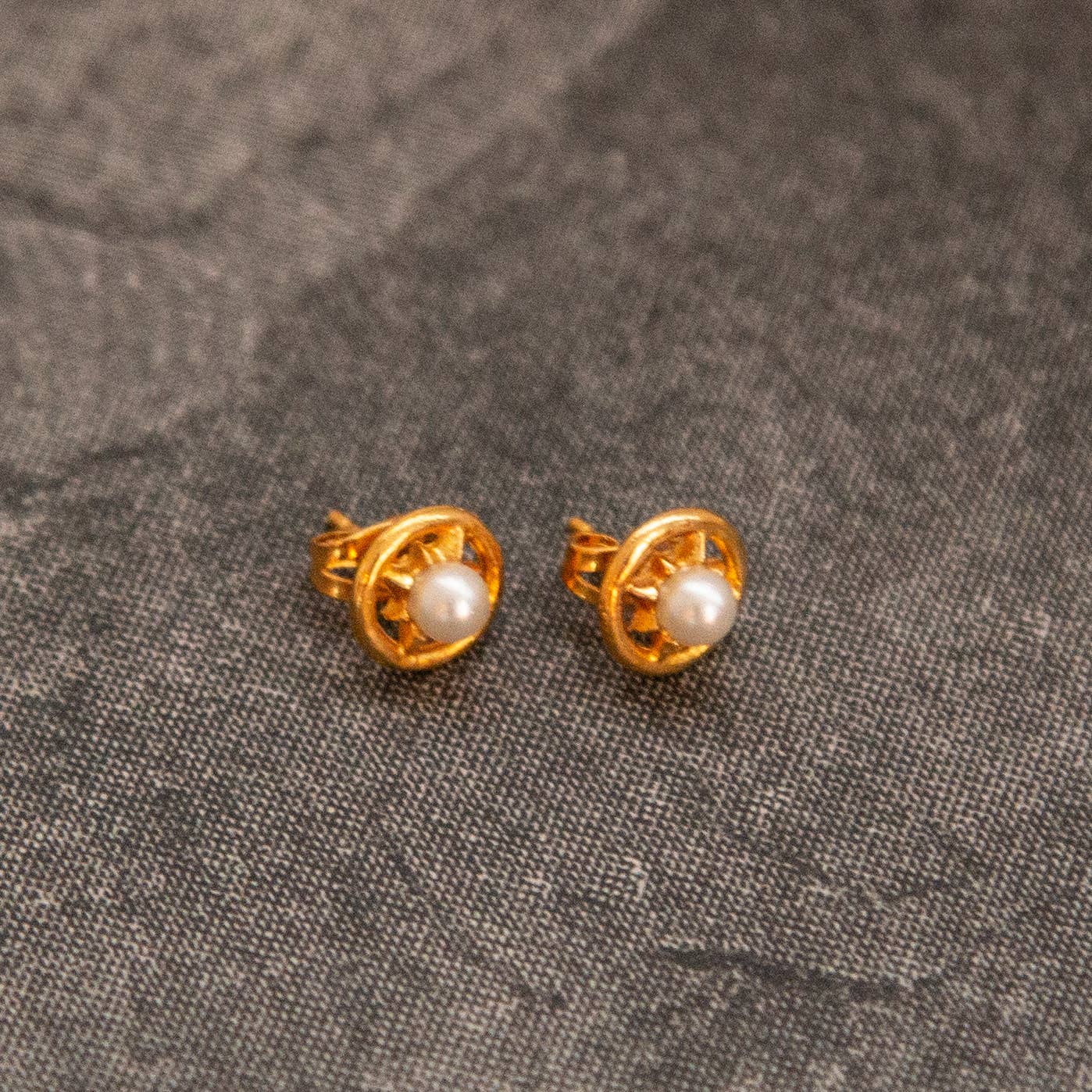 Vintage Gold Stud Earrings