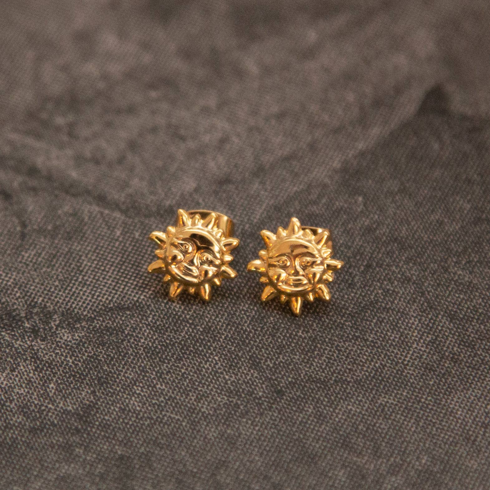 Vintage Gold Stud Earrings