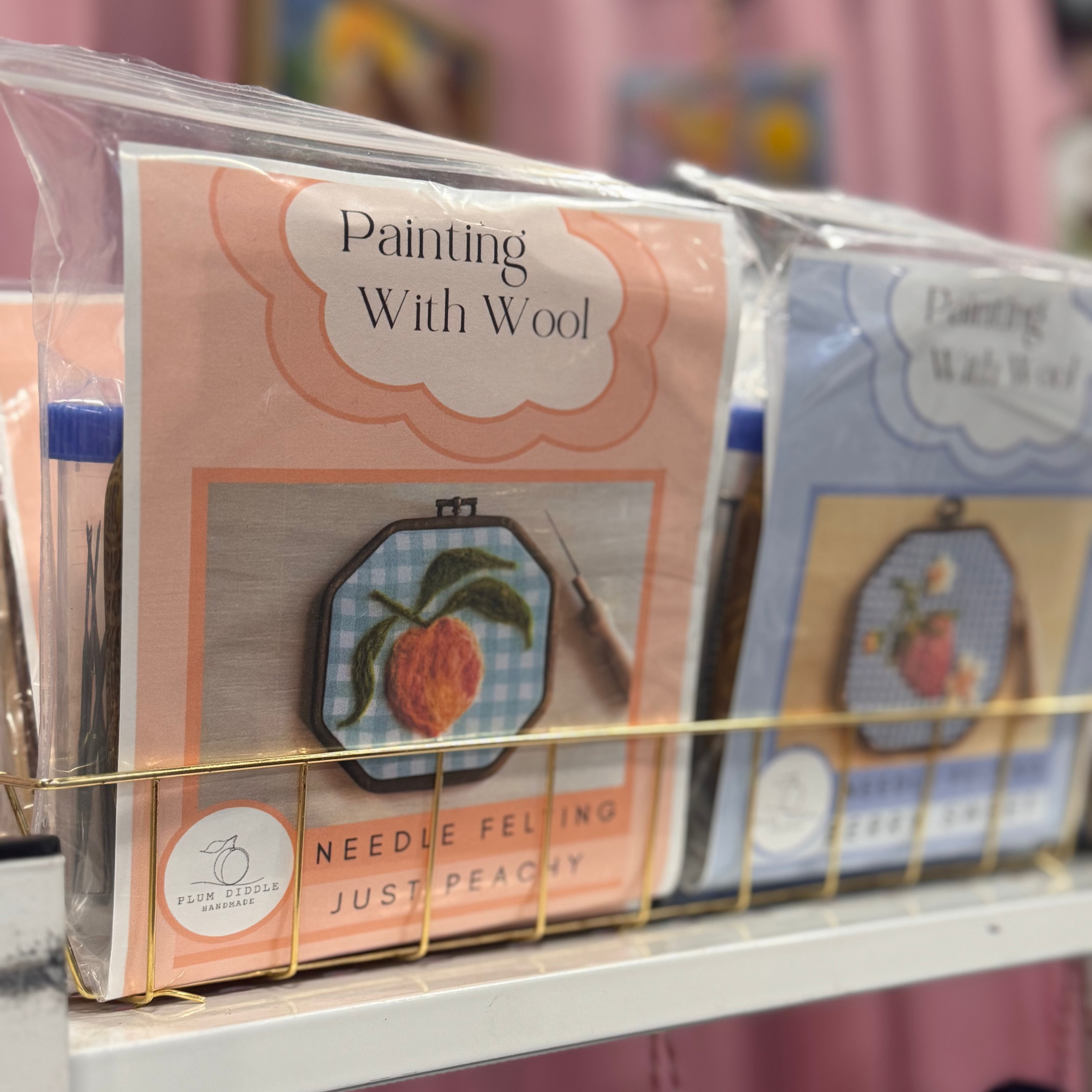 Just Peachy Painting With Wool DIY Kit