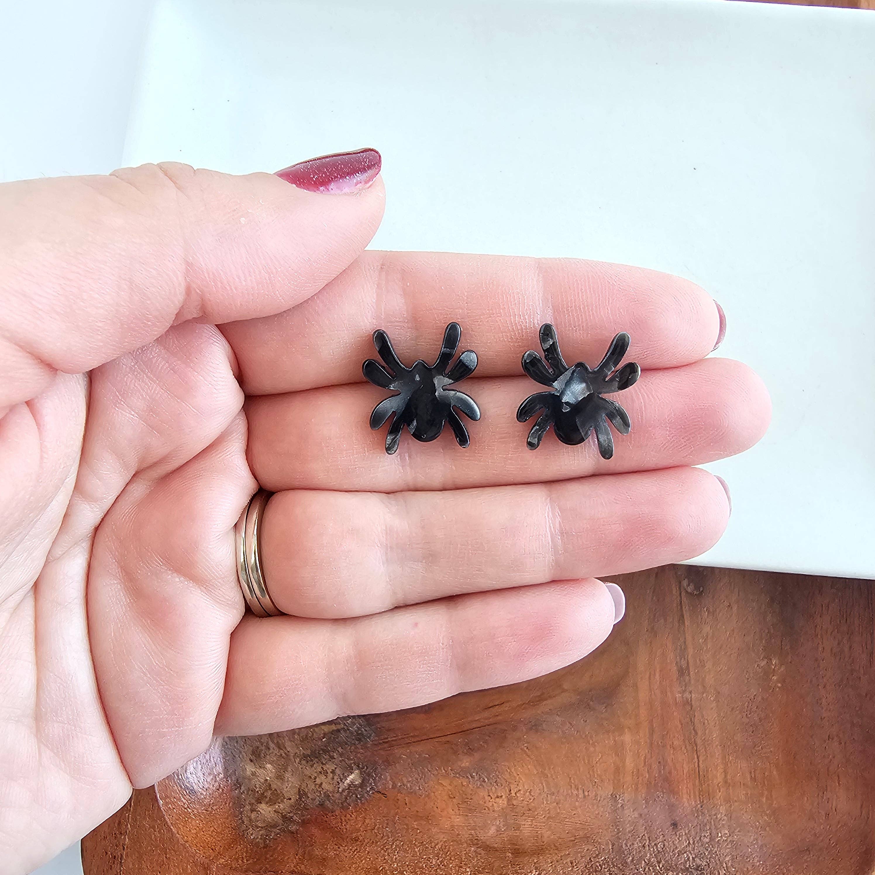 Black Spider Studs