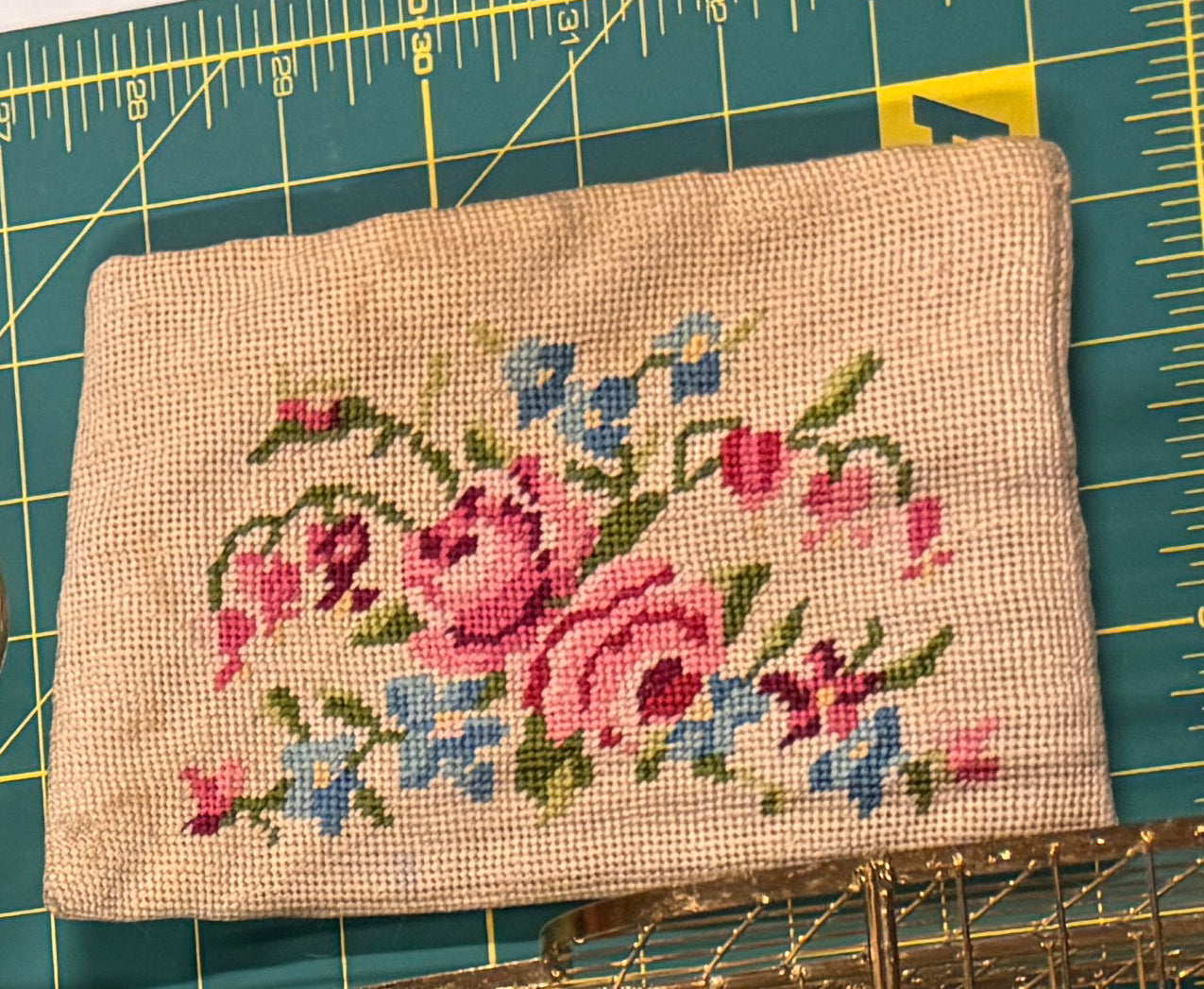 Vintage Flex Frame Purse